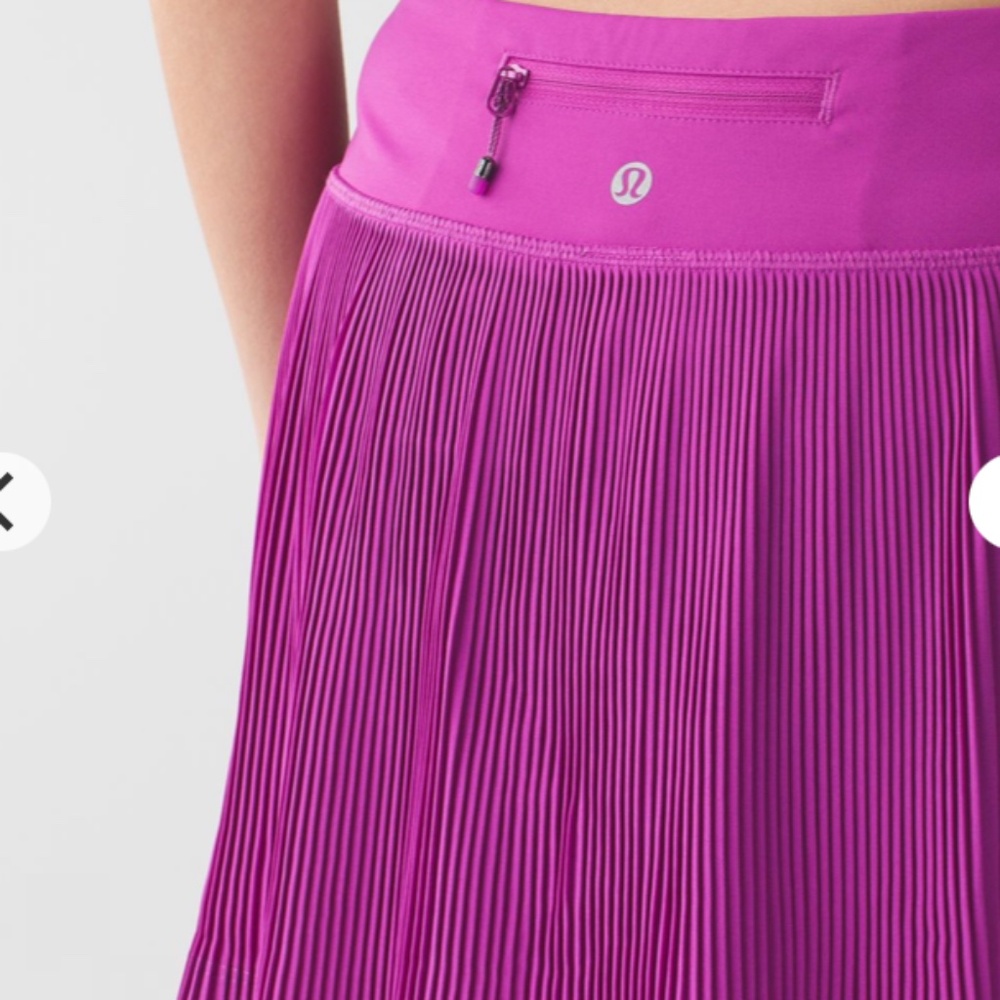 Lululemon Pleat to Street II skirt Ultra Violet size 4 EUC
